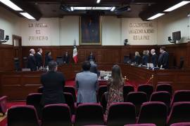 Durante una reunión con el INE, Sheinbaum destacó la necesidad de transparencia en el uso de recursos y señaló que cualquier solicitud adicional debe justificarse ante la ciudadanía