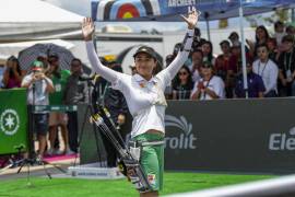 La medallista Alejandra Orozco dirigió un emotivo mensaje a los atletas elegidos para representar a México.