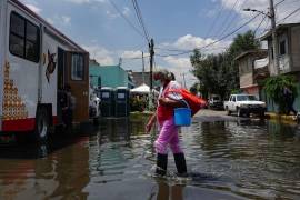 Se esperan precipitaciones significativas en Sinaloa, Nayarit, Jalisco, Chiapas, Campeche, Yucatán, y Quintana Roo, así como temperaturas superiores a 40°C en Baja California y Sonora