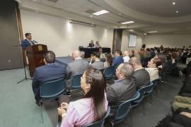 El director Pedro Enrique Trujillo Hernández rindió su primer informe en sesión de consejo, destacando avances académicos y científicos.