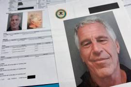 El viernes 2 de enero de 2026 se tomaron fotografías de los documentos incluidos en la publicación de los archivos de Jeffrey Epstein por parte del Departamento de Justicia de Estados Unidos.