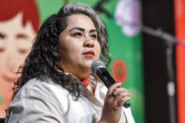 Vivir Quintana durante su presentación en la Feria Internacional del Libro Coahuila 2026.