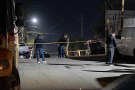 Un agente ministerial fue atacado por disparos de arma de fuego, quedando sin vida a las afueras de su vivienda en Tijuana, Baja California.