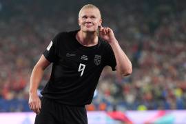 Noruega sufrió más de lo previsto, pero logró imponerse 3-2 a Senegal en Nueva Jersey con un doblete de Erling Haaland.