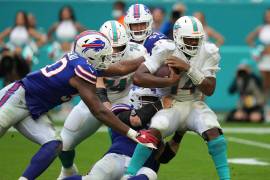 Dolphins y Bills sostendrán un apasionante juego desde el Hard Rock Stadium en Miami.