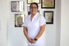 Karina Nallely Gutiérrez Torrez, enfermera especializada en salud pública y se desempeña en el área de epidemiología del Hospital General de Saltillo.