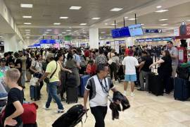 Ante el avance de “Beryl”, las autoridades de Quintana Roo y Yucatán se mantienen en alerta, advirtiendo a quienes busquen viajar este jueves y viernes.