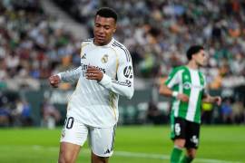 La paciencia hacia Kylian Mbappé, en general, se está terminando y sus desplantes y lesiones abonan más al sentimiento de que debe mejor irse del club español.