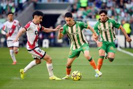 Álvaro Fidalgo buscará liderar al Real Betis ante el Panathinaikos en los Octavos de Final de la UEFA Europa League 2026, como el único mexicano en esta fase del torneo europeo.