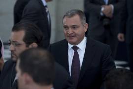 Acusan que entre 2008 y 2013, Eduardo suscribió contratos de servicios para centros penitenciarios de forma ilegal.