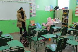 La Secretaría de Educación de Coahuila suspendió clases presenciales en tres regiones del estado ante el ingreso de una masa de aire polar.