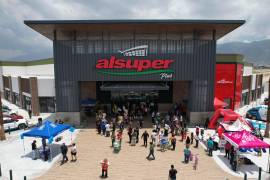 Alsuper Plus Toreo abrió sus puertas como la sucursal número 12 de la cadena en la capital y 25 en Coahuila. FOTO: OMAR SAUCEDO