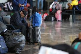 La Central mantiene un flujo constante de pasajeros que viajan a distintos destinos, desde ciudades cercanas hasta el sur del país.