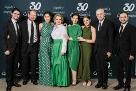 Familia Calvert Martínez, fundadores de Grupo Ecolimpio, acompañados de sus hijos y nietos. FOTOS: CORTESÍA