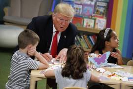El impacto de la amplia reforma fiscal que el presidente Donald Trump promulgó el Día de la Independencia de Estados Unidos podría extenderse a los bebés y a los niños pequeños.