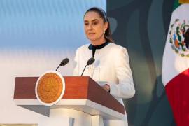 La presidenta Claudia Sheinbaum aseguró que el procedimiento del SAT contra Ricardo Salinas Pliego por una deuda fiscal de 51 mil millones de pesos se apega a la ley y no constituye persecución política.