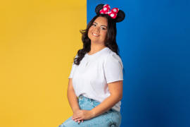 Denise Auces García forma parte del programa Cultural Representative en el Walt Disney World Resort.