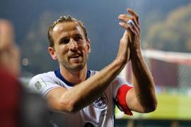 Harry Kane marcó doblete ante Letonia y selló el pase de Inglaterra al Mundial 2026.