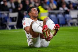 Jude Bellingham será baja cerca de un mes con el Real Madrid por una lesión muscular, ausencia que lo marginará de duelos importantes en LaLiga y la Champions League.