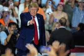 El presidente de Estados Unidos, Donald Trump cuestionó este miércoles sobre cómo la mandataria de México, Claudia Sheinbaum, pasó de bailar ballet en su juventud a ser presidenta de la nación.