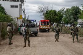“Revisamos la situación actual y definimos acciones para reforzar la estrategia en Mazatlán y en todo Sinaloa”, informó Yeraldine Bonilla.