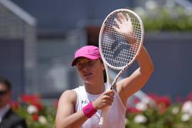 Iga Swiatek continúa su dominio en el Madrid Open al derrotar a Sara Sorribes en Octavos de final.