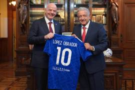 Gianni Infantino, presidente de la FIFA; y Andrés Manuel López Obrador, presidente de México.