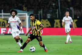 Orbelín Pineda brilló con AEK de Atenas y César “Chino” Huerta dejó destellos de calidad con Anderlecht en los playoffs de la UEFA Conference League.