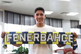 Edson Álvarez regresará a la Premier League con el West Ham tras concluir su cesión con el Fenerbahçe.