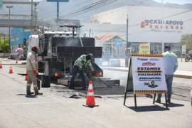 Cuadrillas realizaron trabajos de mantenimiento en vialidades de alto flujo.