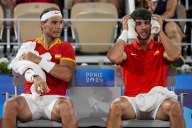 Rafael Nadal y Carlos Alcaraz probaron hacer pareja en la modalidad de dobles y sucumbieron en su deseo por llevarse el oro de París 2024.