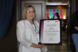 La maestra señala que el verdadero valor de la docencia está en impactar vidas y dejar huella en las comunidades escolares.