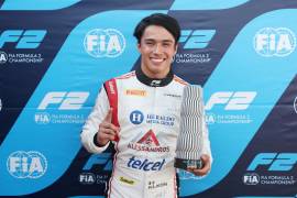 El mexicano registró un tiempo de 1:15.554, suficiente para mantenerse en la cima de la clasificación hasta el final de la sesión.