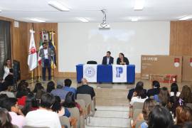 José González Tovar presentó su segundo informe de actividades ante autoridades universitarias y estudiantes.