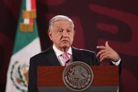 Una vez más, ante los señalamientos de haberse entrometido en las elecciones, donde Morena tuvo un triunfo arrollador, López Obrador aseguró que no es igual que sus adversarios, a quienes llamó hipócritas.