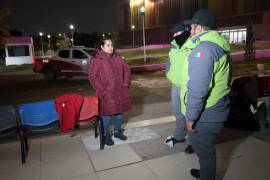 Protección Civil y Bomberos de Saltillo mantienen vigilancia permanente ante las bajas temperaturas provocadas por el frente frío número 31.