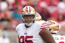 San Francisco pierde a una de sus piezas jóvenes más importantes en la línea defensiva justo antes de enfrentar a los Rams.