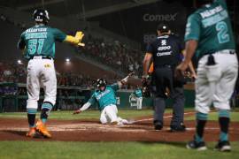 Saraperos pegó primero en la serie ante su acérrimo rival del norte.