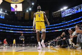 Es un hecho que sin LeBron en la duela, las posibilidades de que los Lakers entren a playoffs se reducen considerablemente.