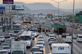 El caos vial en Saltillo y algunas otras ciudades de Coahuila ha orillado a que se tomen medidas más drásticas para ordenar la movilidad.