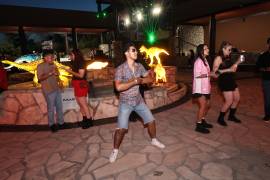 Invitación. Los asistentes se dieron cita para darle vida, de noche, a uno de los recintos culturales más importantes de Saltillo entre gastronomía, DJ, música y muchas sorpresas.