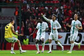 Ezequiel Bullaude marcó el primer gol de Santos Laguna y acercó a los Guerreros antes del medio tiempo.