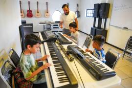 La Casa de la Cultura ofrece un espacio accesible y seguro para que niñas, niños, jóvenes y adultos desarrollen su talento y habilidades.