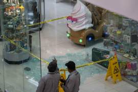 La tarde de este miércoles se registró un fuerte operativo por diferentes corporaciones debido a un violento asalto a una joyería al interior del centro comercial “Plaza Las Américas”, en el municipio de Boca del Río.
