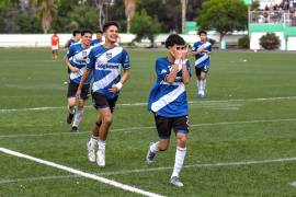 Omar Martínez apareció nuevamente con un gol clave para Saltillo Soccer.