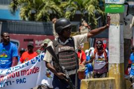 Se reportó un ataque contra el Palacio Nacional de Haití por parte de hombres armados que ha dejado a empleados atrapados en el recinto.