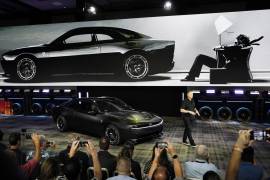 Tim Kuniskis, director de la marca Dodge, habla sobre el concepto Dodge Charger Daytona SRT que se presentó en Pontiac, Michigan.