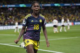 La colombiana Linda Caicedo celebra tras anotar el primer gol de su equipo en la victoria 2-1 ante Alemania en el Mundial femenino.