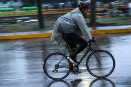 El monzón mexicano y las ondas tropicales 29 y 30 favorecerán lluvias intensas, fuertes vientos y temperaturas superiores a 45 °C en varias regiones.