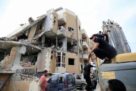 En el Líbano, la misión de paz de Naciones Unidas en Líbano (UNIFIL) informó que sus cuarteles en Naqoura habían sido atacados de nuevo. FOTO: EFE.